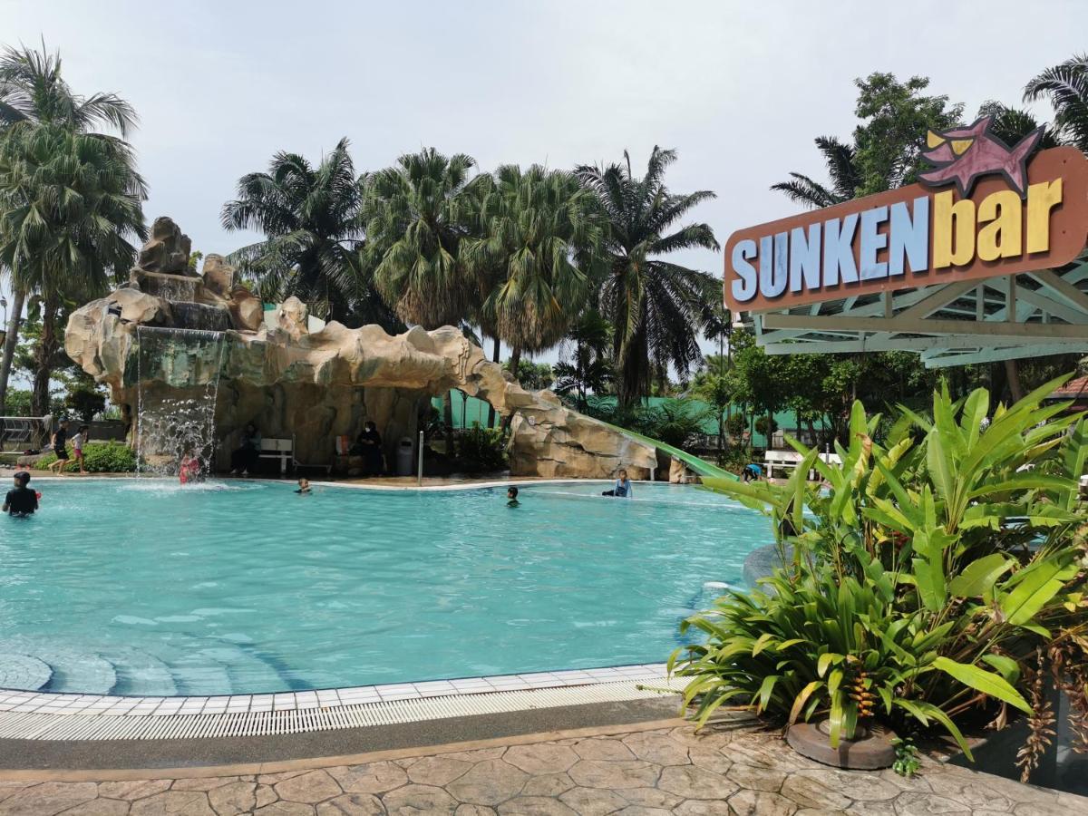 Beach View Private Apartment Port Dickson Exterior foto